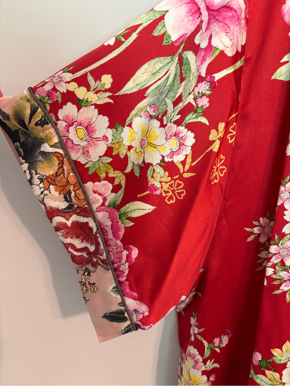 Johnny Was NWT Nailah Silk blend Pajama 3pc Set - Picture 10 of 16